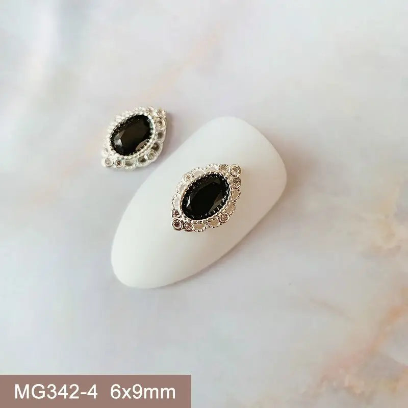 10 teile/los Oval Blume Bär Nagel Charms Schmuck Luxus Nagel Teile Edelsteine Steine Kristall Strass Nail art Dekoration Zubehör