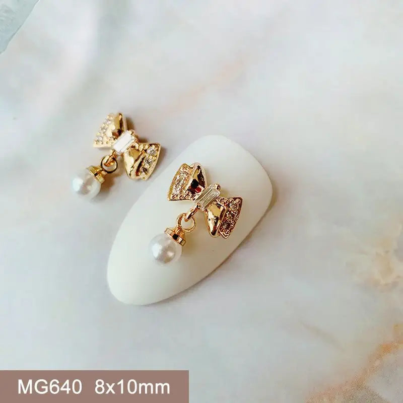 10 teile/los Oval Blume Bär Nagel Charms Schmuck Luxus Nagel Teile Edelsteine Steine Kristall Strass Nail art Dekoration Zubehör