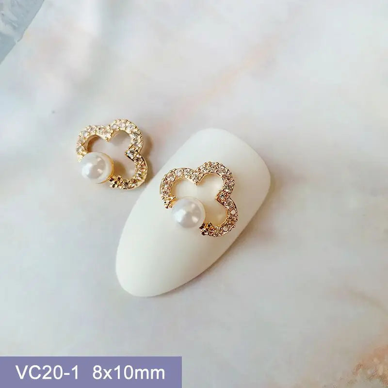 10 teile/los Oval Blume Bär Nagel Charms Schmuck Luxus Nagel Teile Edelsteine Steine Kristall Strass Nail art Dekoration Zubehör