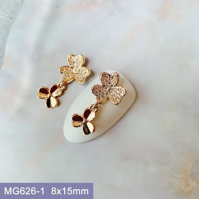 10 teile/los Oval Blume Bär Nagel Charms Schmuck Luxus Nagel Teile Edelsteine Steine Kristall Strass Nail art Dekoration Zubehör